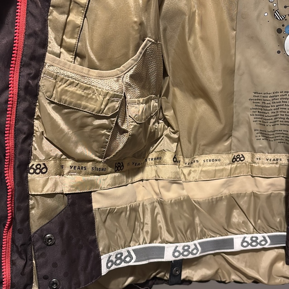 686 Snow Jacket - Picture 5 of 10